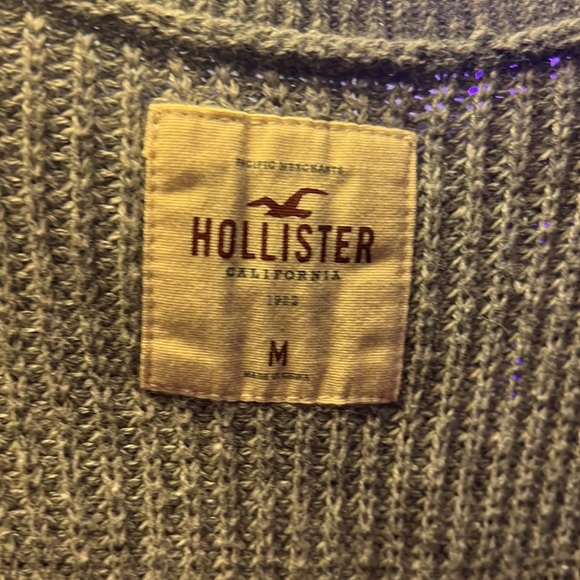 Sweater. - Picture 2 of 2